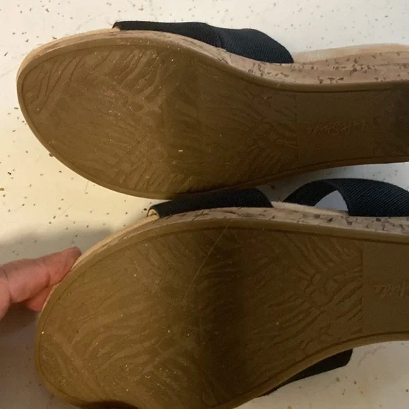 Brand new LifeStride wedge heels - Picture 4 of 4